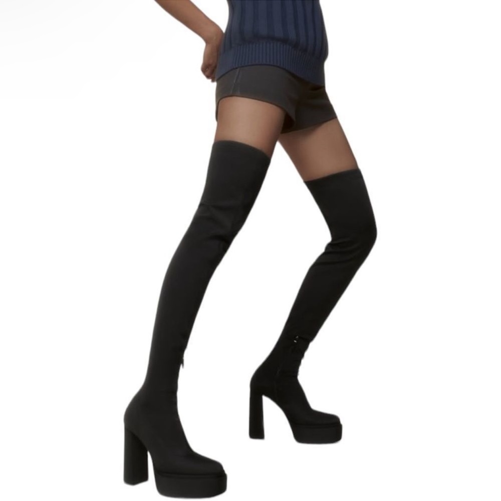 Zara black thigh high fabric platform Chunky
Heel boots(Size 38,7.5)